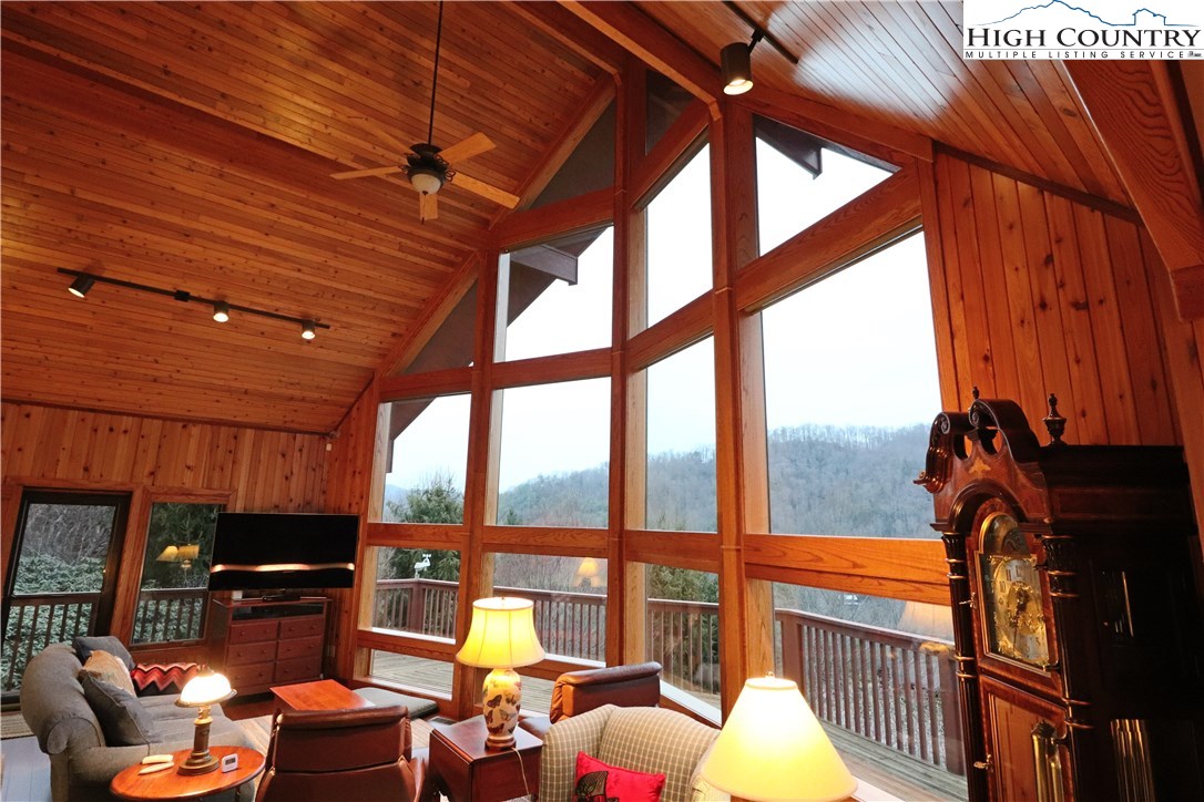 155 Ironweed Road Sugar Grove, NC 28679 - Photo 10 of 29 Gallery Image 10