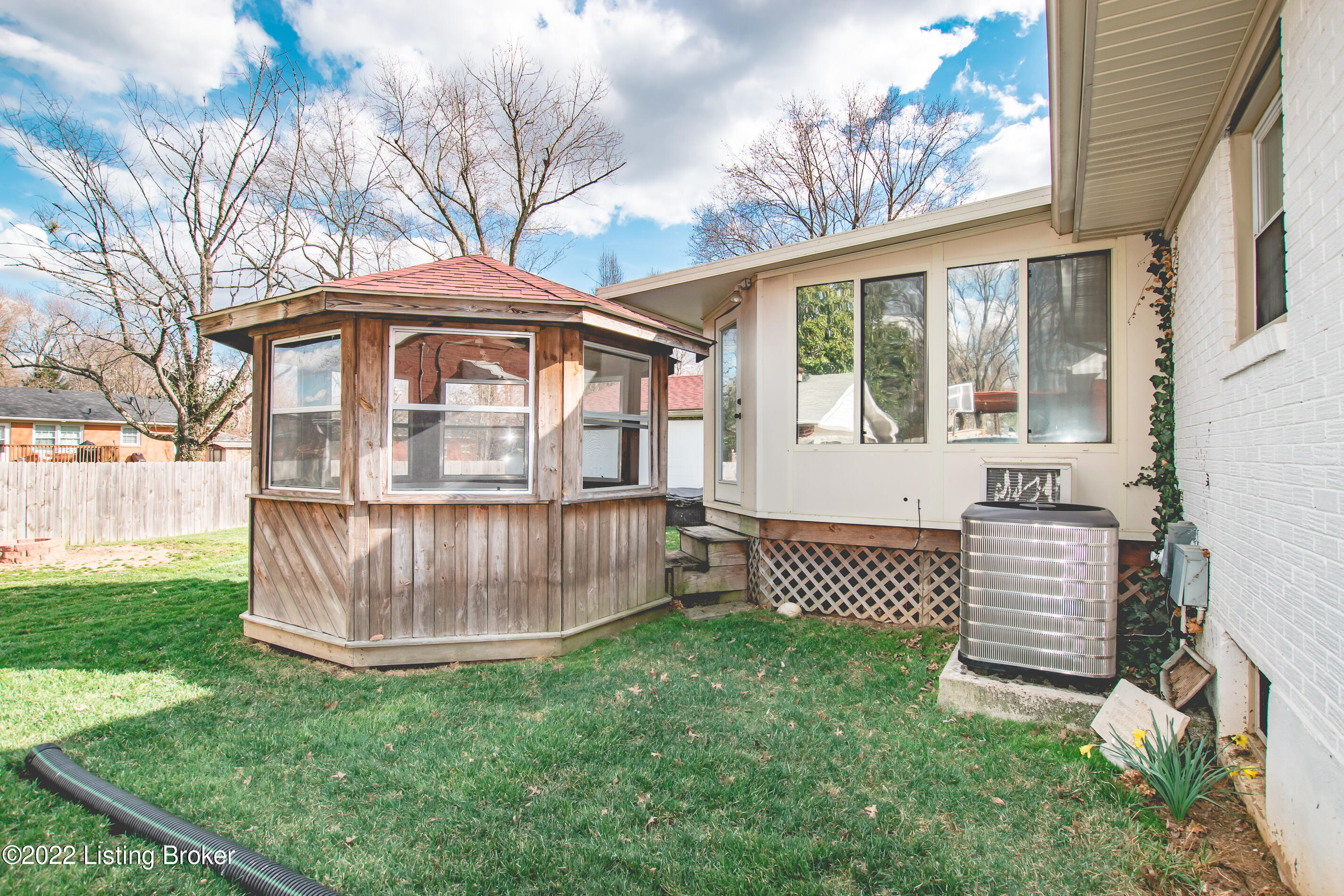 6305 Hunters Grove Road Louisville, KY 40216 - Photo 42 of 46 6305 Hunters Grove Rd-7