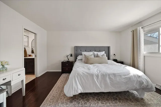 $650,000 | 9212 Greenwood Avenue, Munster, IN 46321