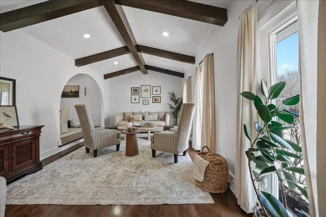 $650,000 | 9212 Greenwood Avenue, Munster, IN 46321