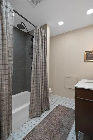 $650,000 | 9212 Greenwood Avenue, Munster, IN 46321