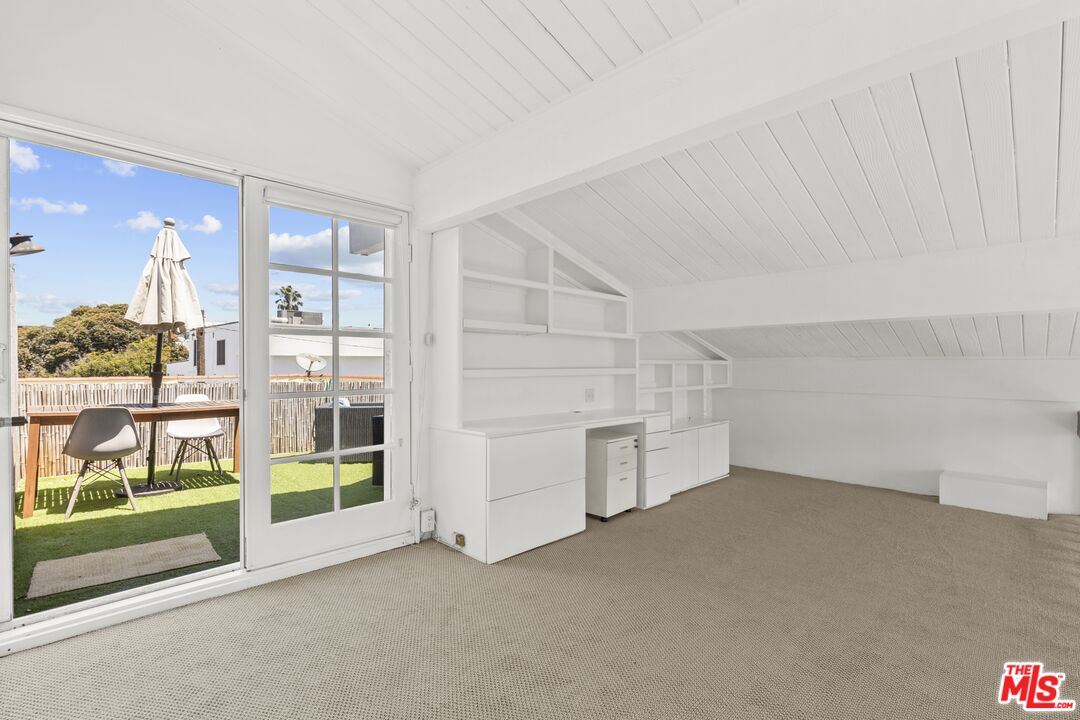 25 Spinnaker Street, Unit 12 Marina del Rey, CA 90292 - Photo 15 of 29 a view of an empty room with a window