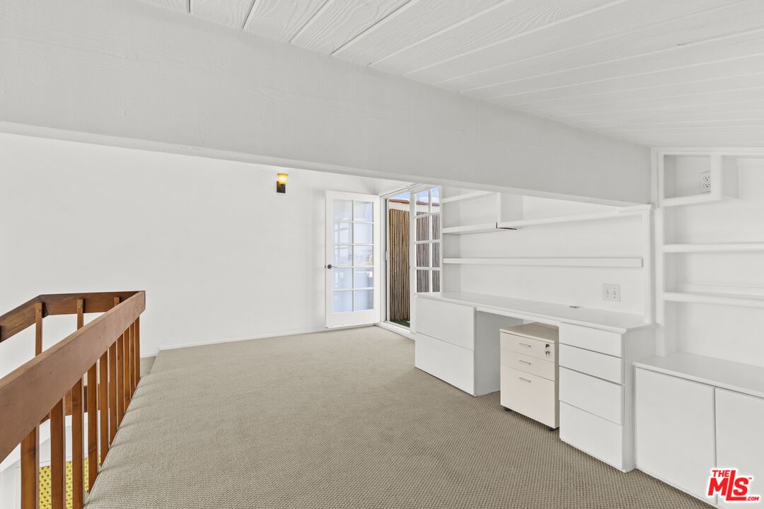 25 Spinnaker Street, Unit 12 Marina del Rey, CA 90292 - Photo 16 of 29 a view of an empty walk in closet