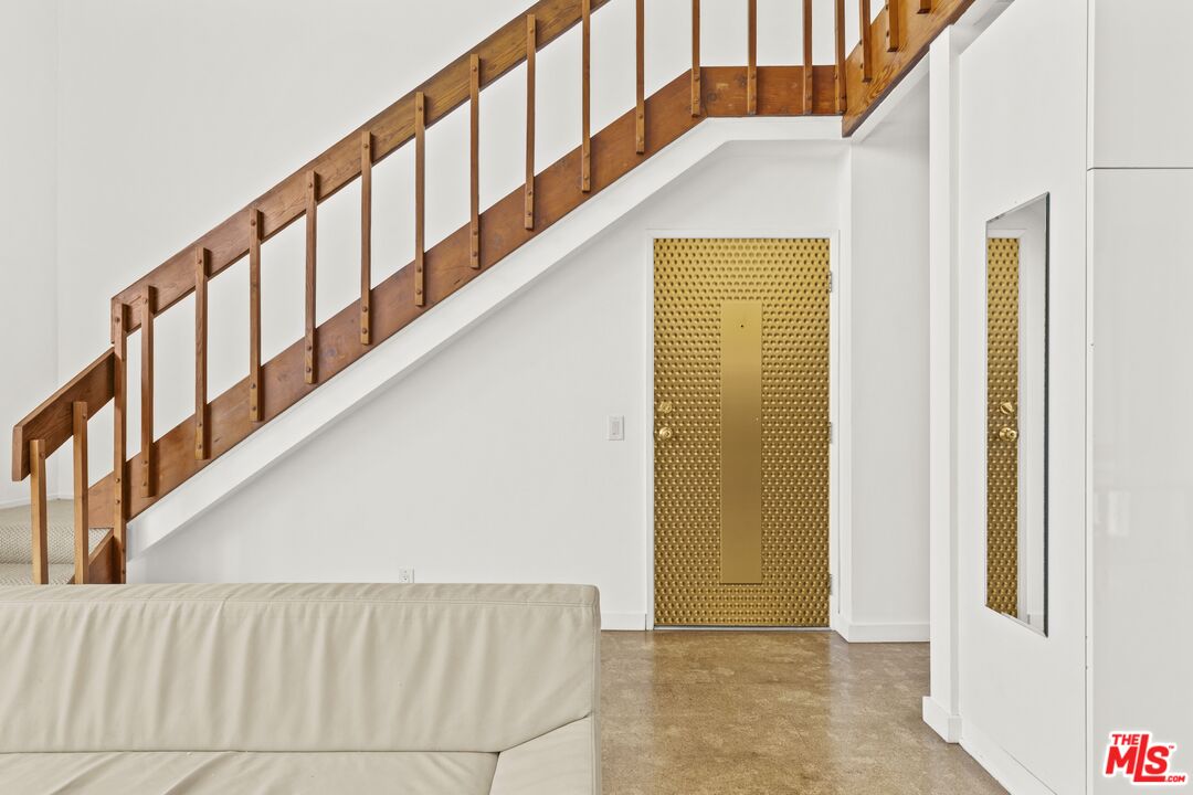 25 Spinnaker Street, Unit 12 Marina del Rey, CA 90292 - Photo 2 of 29 a view of front door