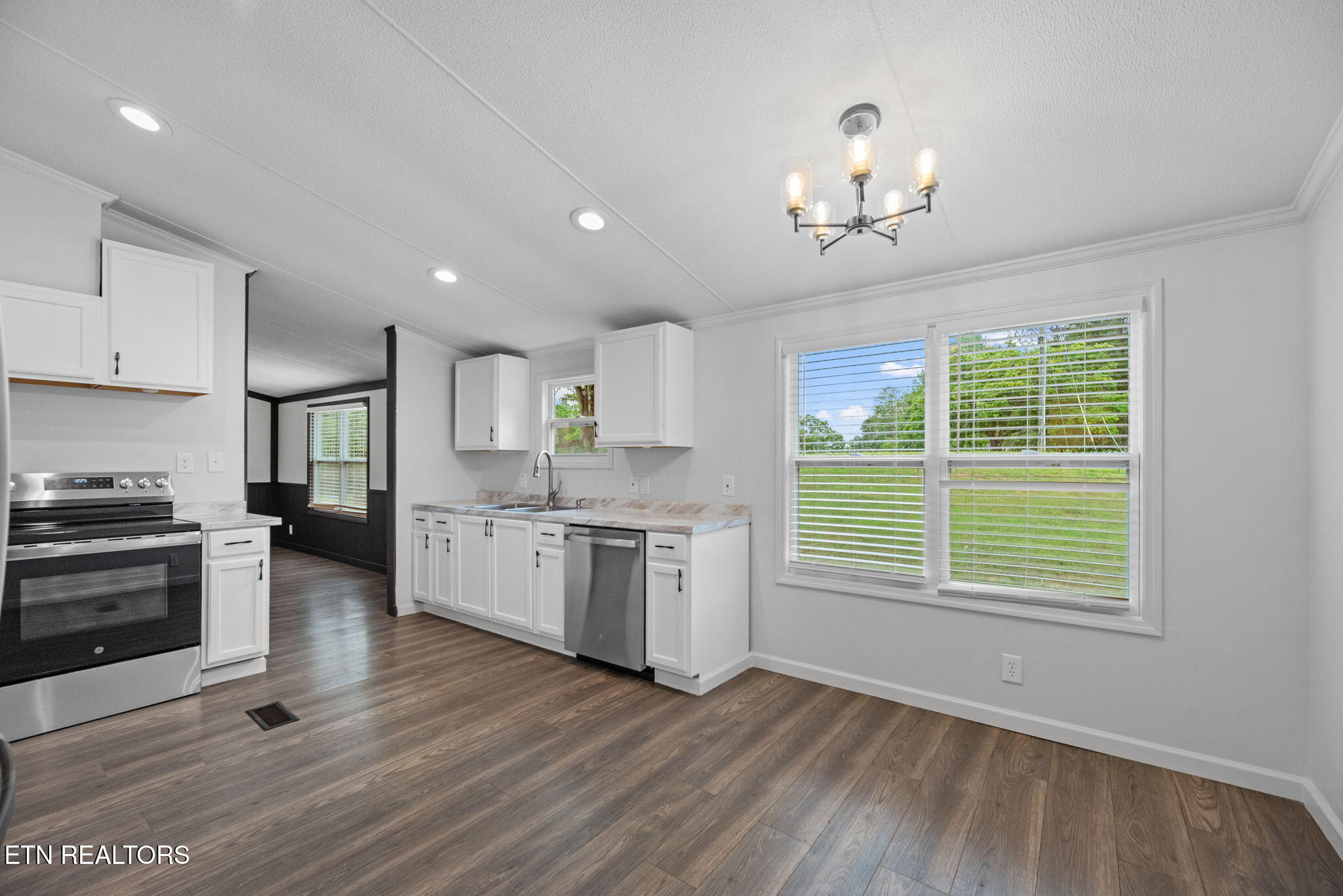 9906 Heiskell Road Heiskell, TN 37754 - Photo 7 of 40 7-web-or-mls-Hskll9906 (75)