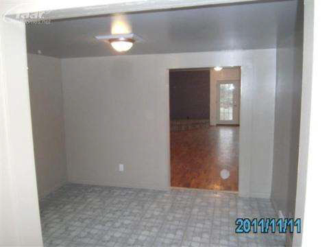 6325 Bennett Lake Road Fenton, MI 48430 - Photo 12 of 21 20166473-11.JPG