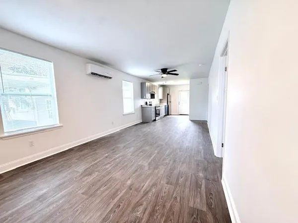 $1,550 | 729 5th Street, Gretna, LA 70053