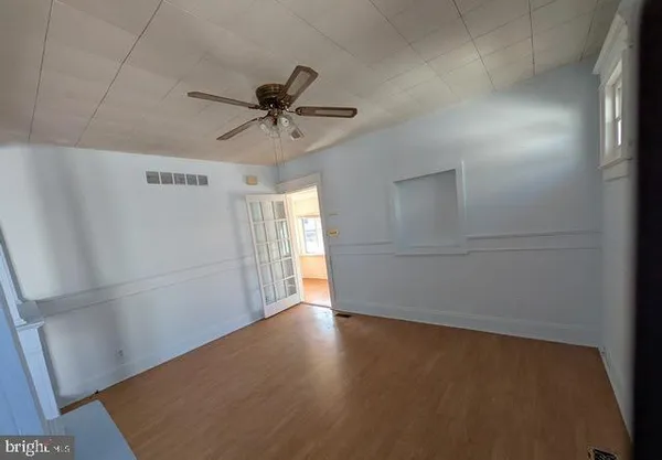 $280,000 | 108 Homecrest Avenue, Ewing, NJ 08638