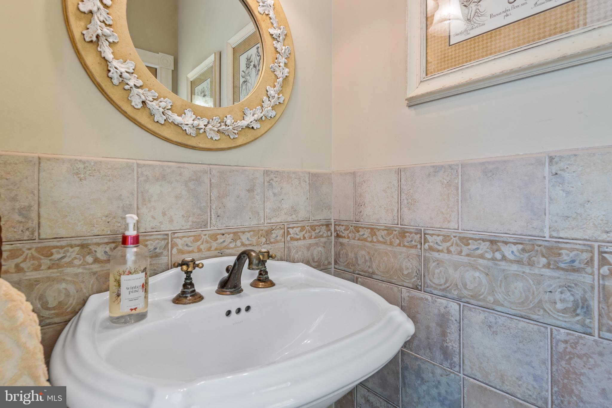 301 Chamounix Road Wayne, PA 19087 - Photo 24 of 45 Powder Room