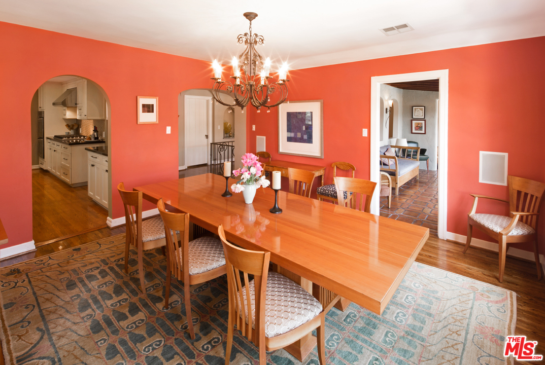 6861 Iris Circle Los Angeles, CA 90068 - Photo 15 of 41