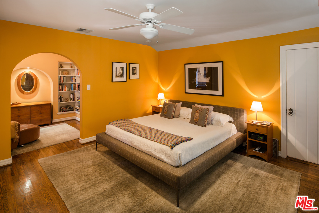 6861 Iris Circle Los Angeles, CA 90068 - Photo 23 of 41