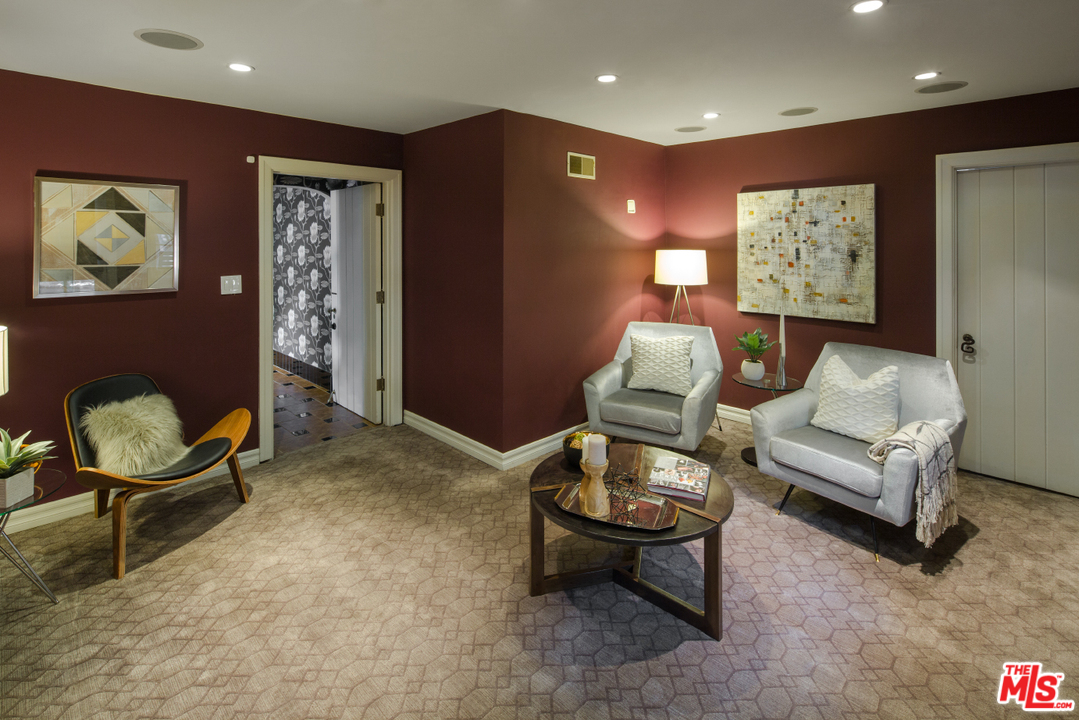 6861 Iris Circle Los Angeles, CA 90068 - Photo 33 of 41