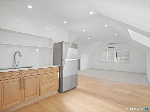 $2,900 | 54 Richmondville Avenue, Westport, CT 06880