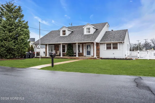 a view of outdoor space yard and front view of a house