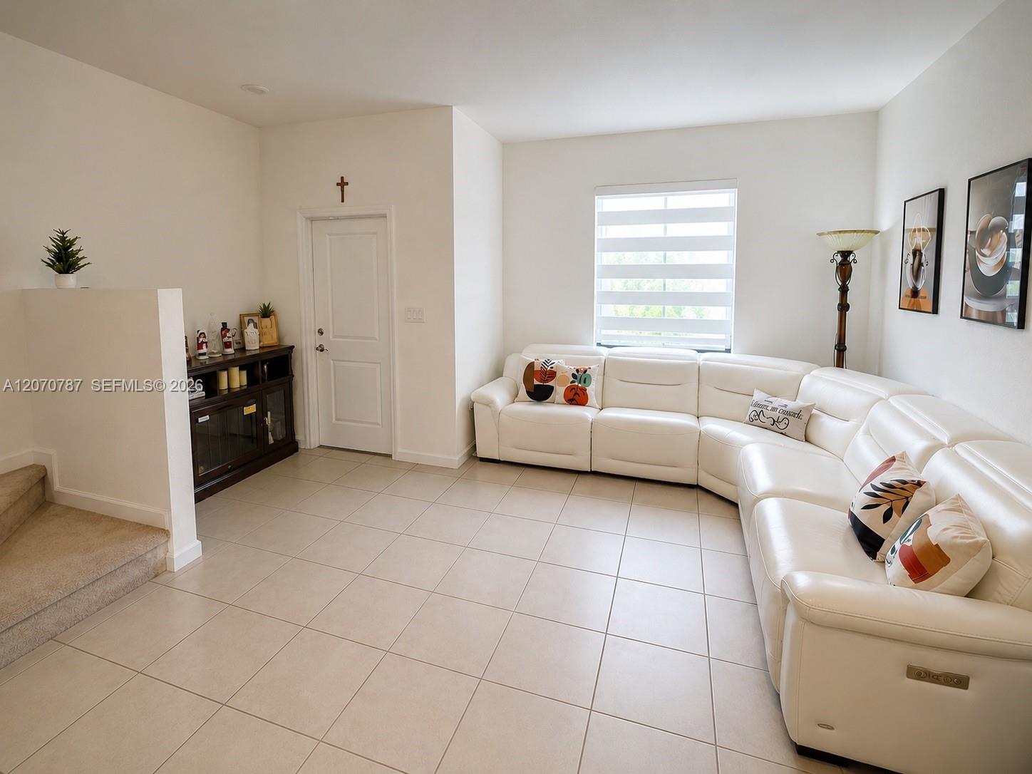 18324 Southwest 148th Road Miami, FL 33187 - Photo 2 of 15 Gallery Image 2