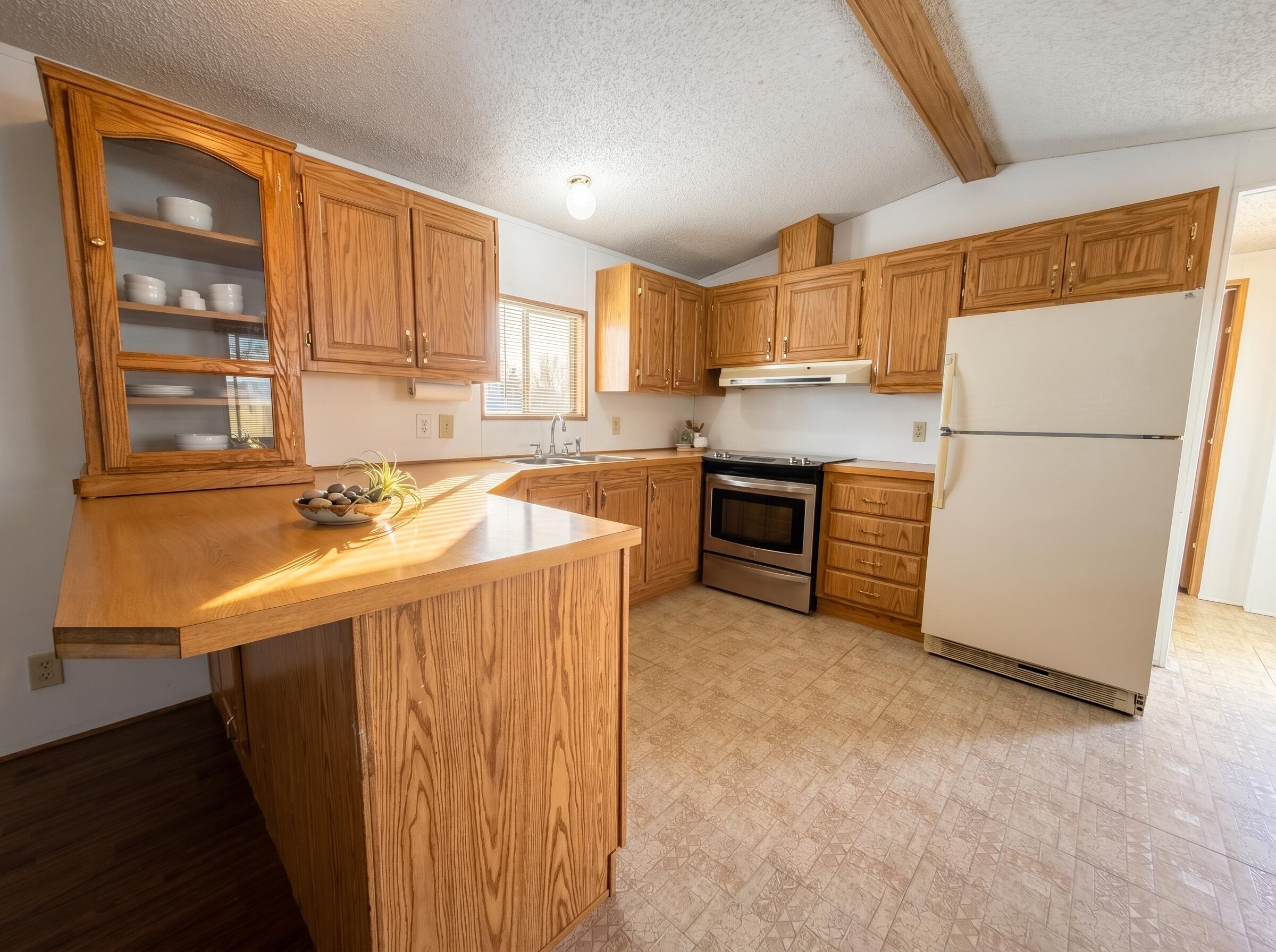 6850 Downing Road, Unit SPC 2 Central Point, OR 97502 - Photo 4 of 11
