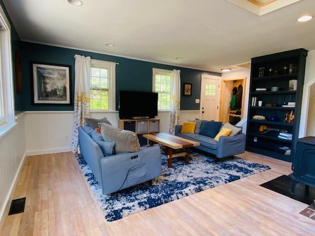 285 Back Road Brooklin, ME 04616 - Photo 10 of 44 B and S 12
