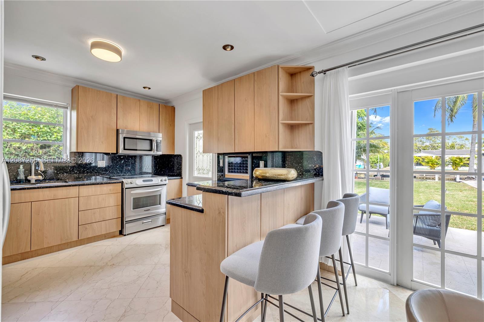 1815 Daytonia Road Miami Beach, FL 33141 - Photo 10 of 37 Gallery Image 10