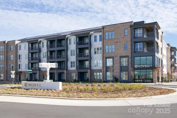 $2,386 | 6010 Jasmine Lane, Unit B2, Charlotte, NC 28262