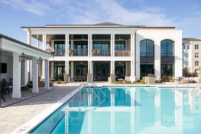 $2,251 | 6010 Jasmine Lane, Unit B2, Charlotte, NC 28262