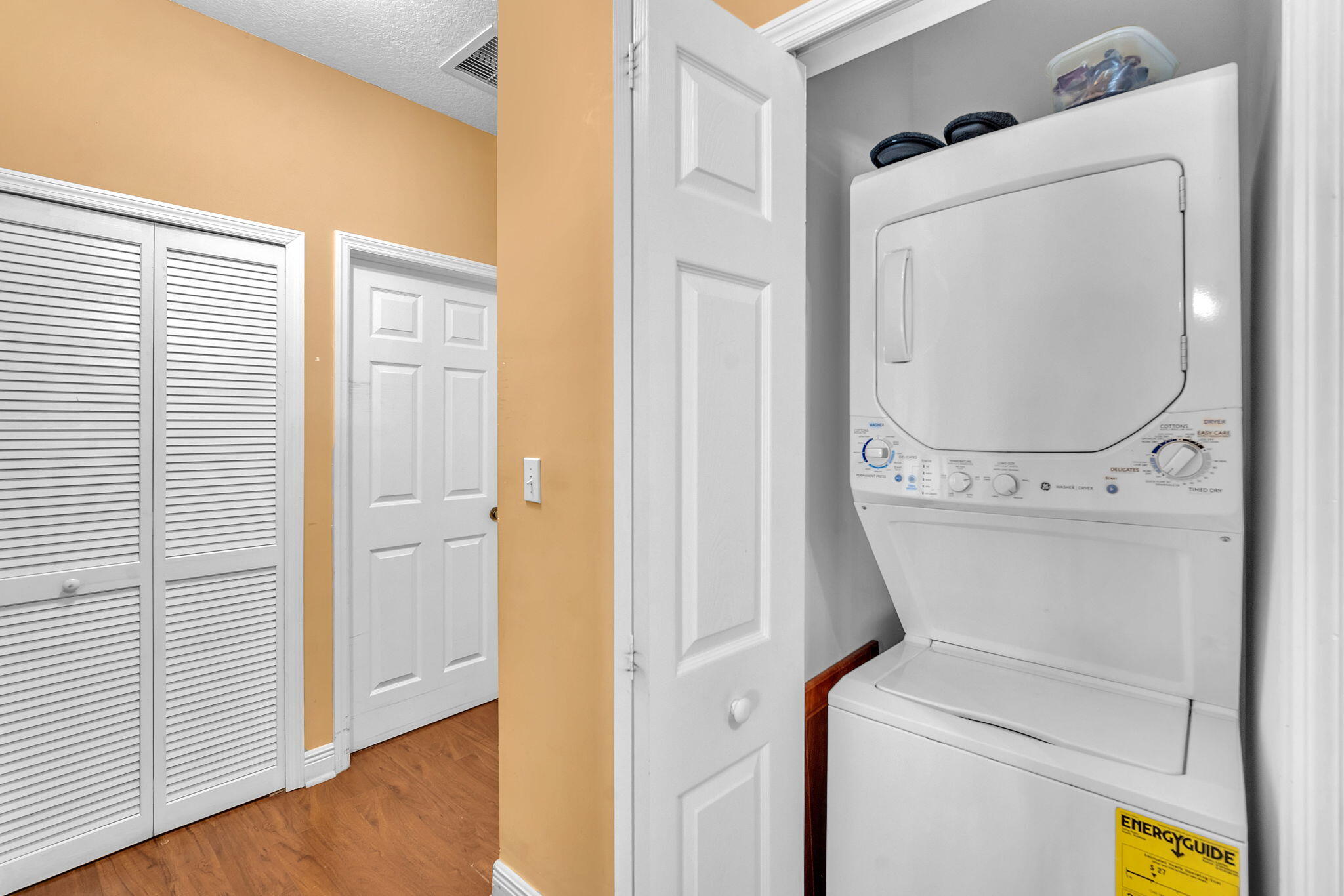 1395 West 30th Street Hialeah, FL 33012 - Photo 19 of 26 a utility room with dryer and washer