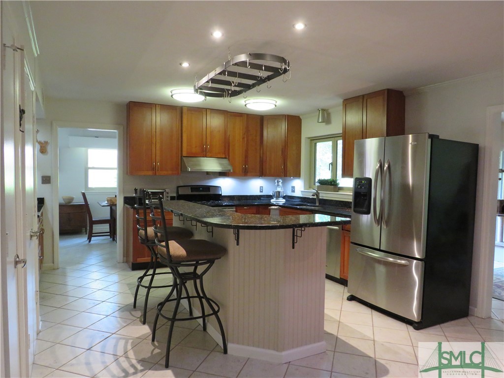 1 Clarendon Road Savannah, GA 31410 - Photo 2 of 33