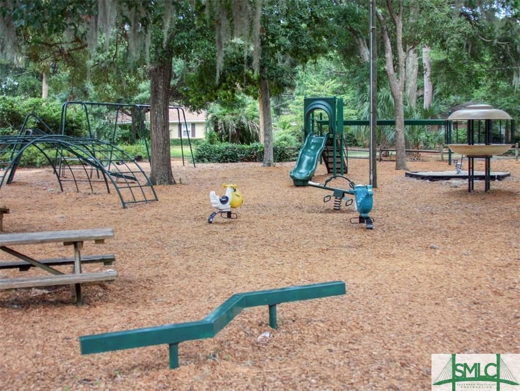 1 Clarendon Road Savannah, GA 31410 - Photo 30 of 33
