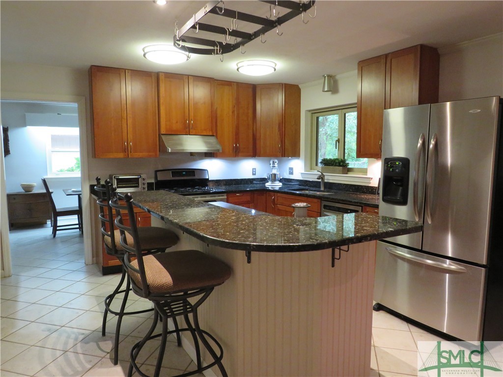 1 Clarendon Road Savannah, GA 31410 - Photo 10 of 33