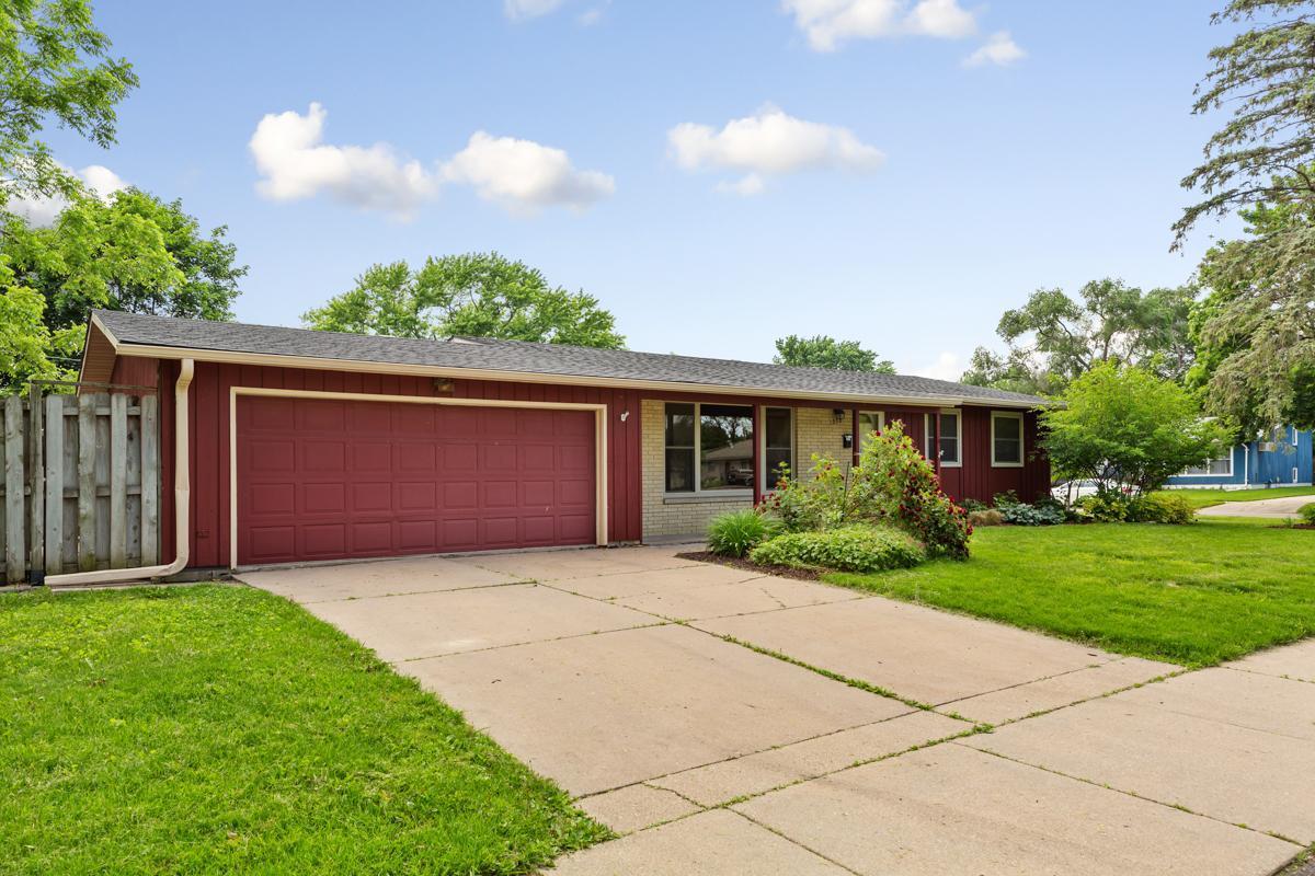1353 9th Avenue Southeast Rochester, MN 55904 - Photo 1 of 1 Gallery Image 1
