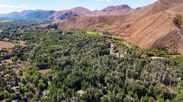 $2,475,000 | 233 Teal Drive, Blaine County, ID 83333