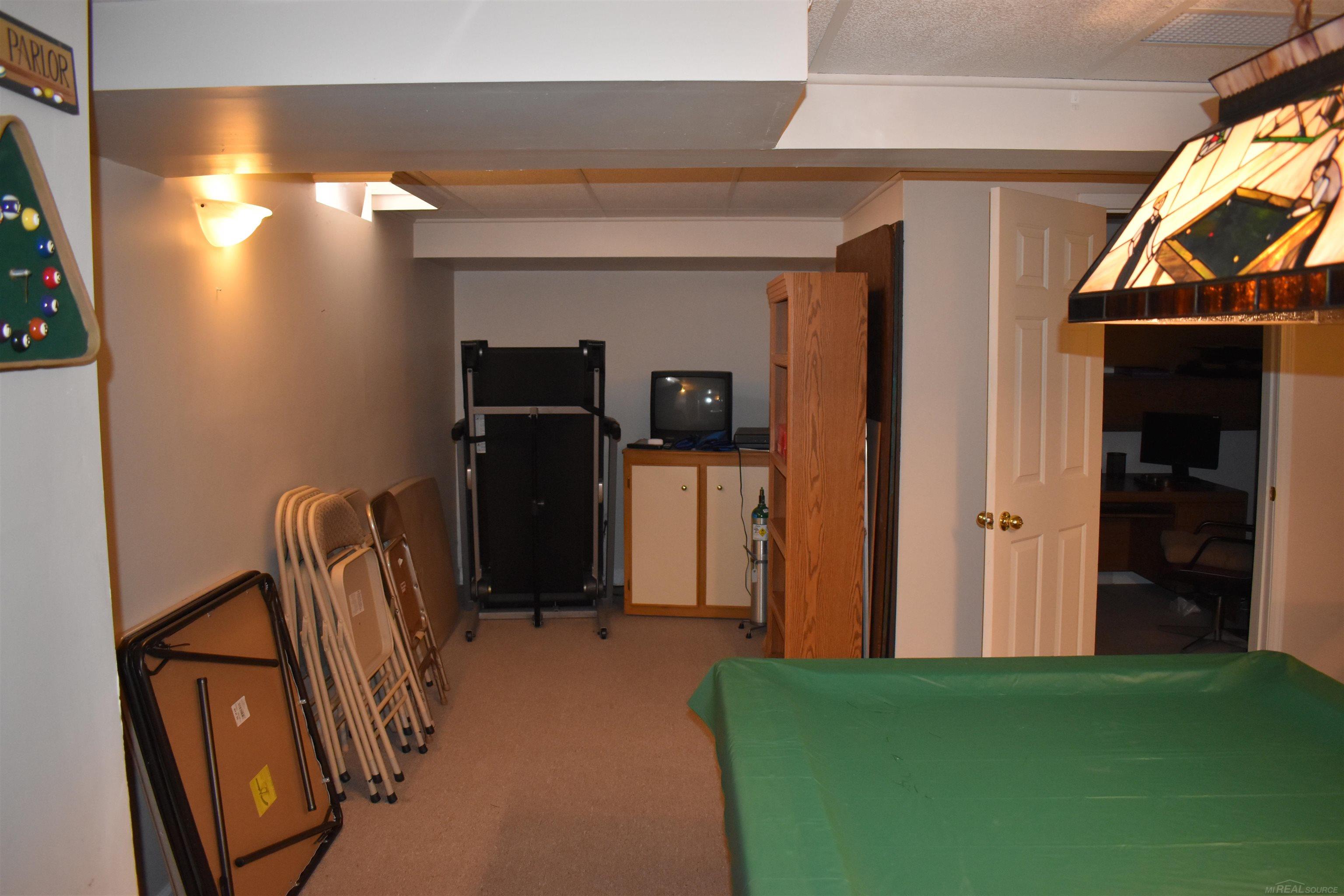 49242 Monte Road New Baltimore, MI 48047 - Photo 36 of 46