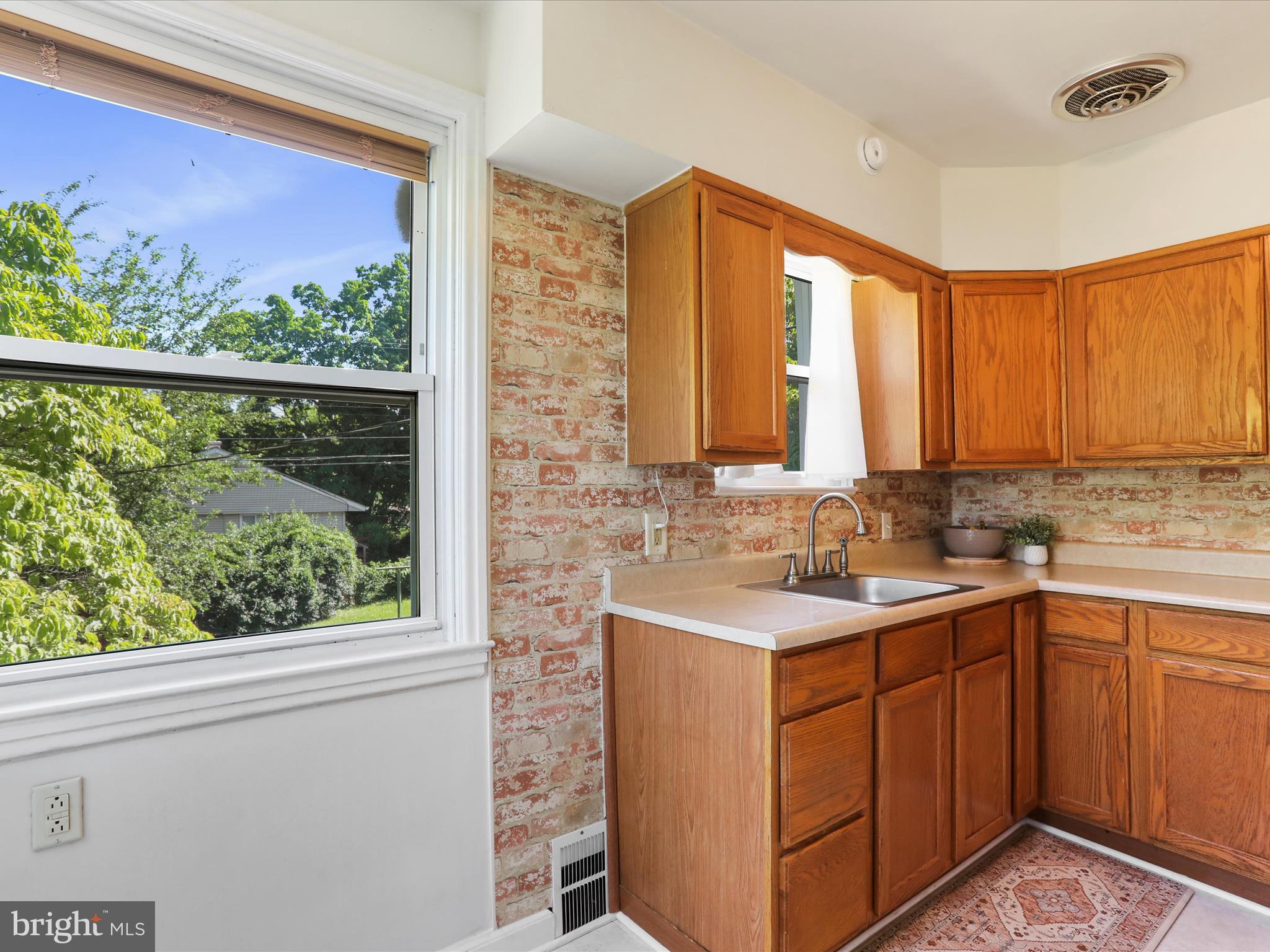 1060 Fairview Road Hagerstown, MD 21742 - Photo 14 of 39 Gallery Image 14