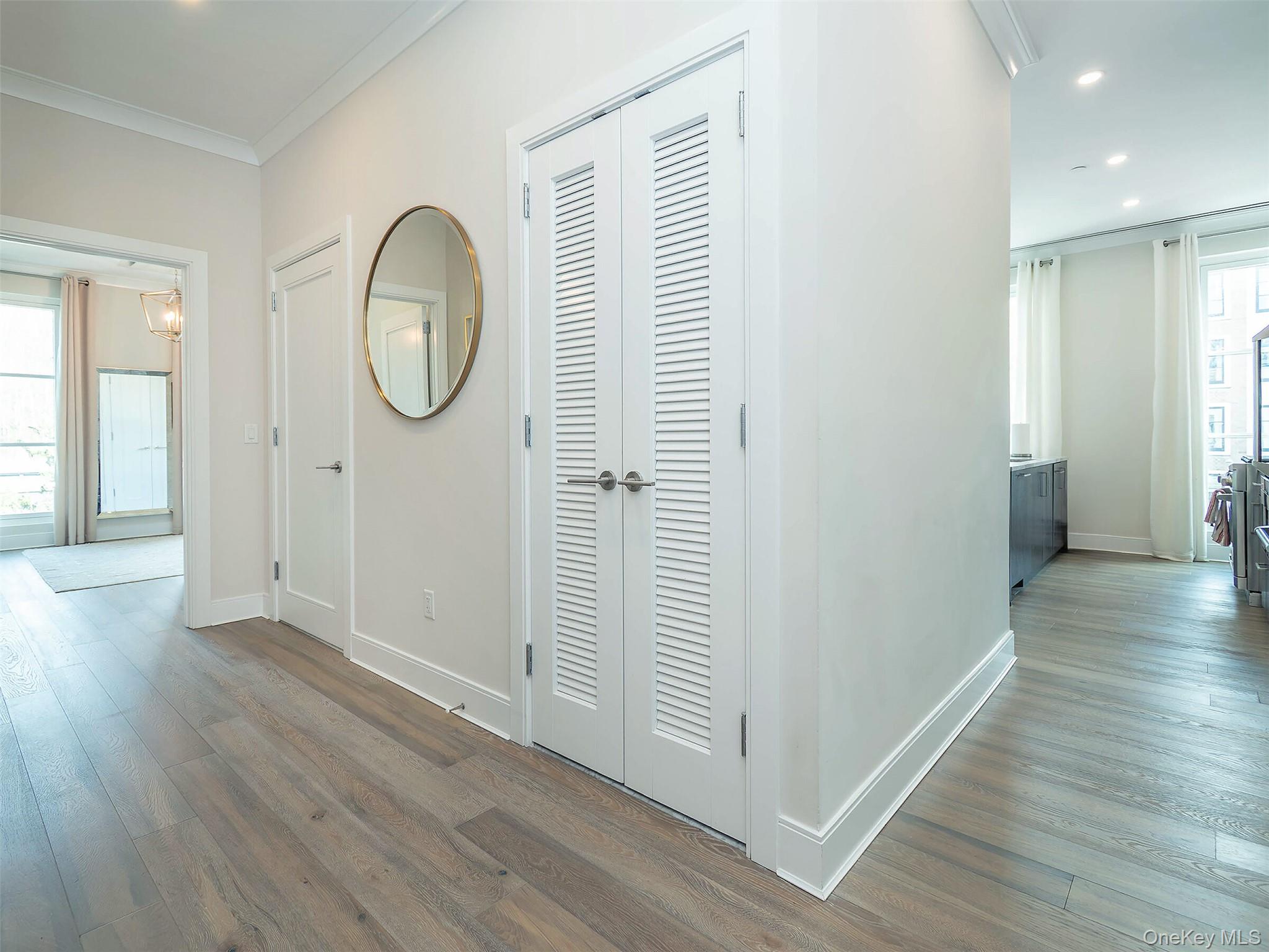 100 Garvies Point Road, Unit 1116 Glen Cove, NY 11542 - Photo 17 of 36