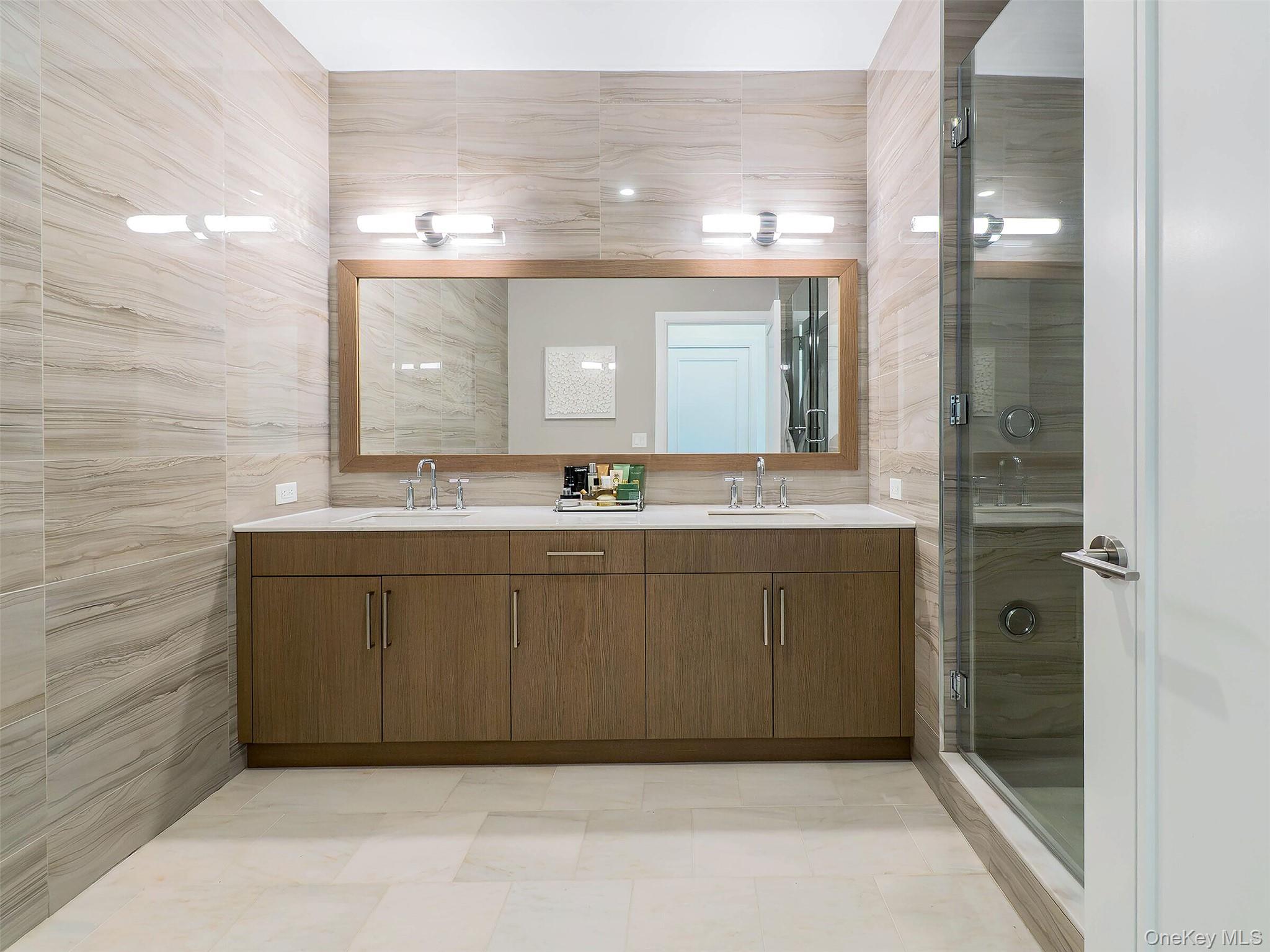 100 Garvies Point Road, Unit 1116 Glen Cove, NY 11542 - Photo 21 of 36