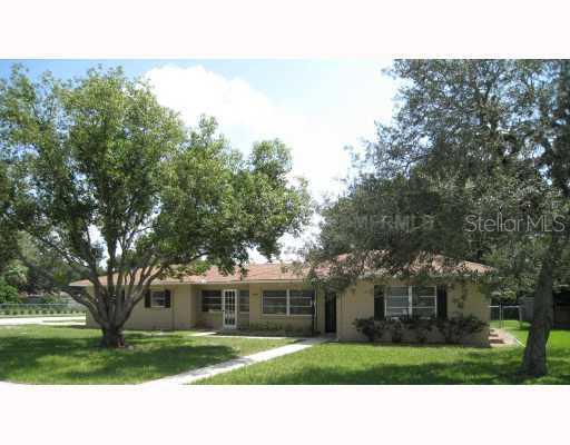 2640 Eastland Road Mount Dora, FL 32757 - Photo 1 of 1 Exterior Front