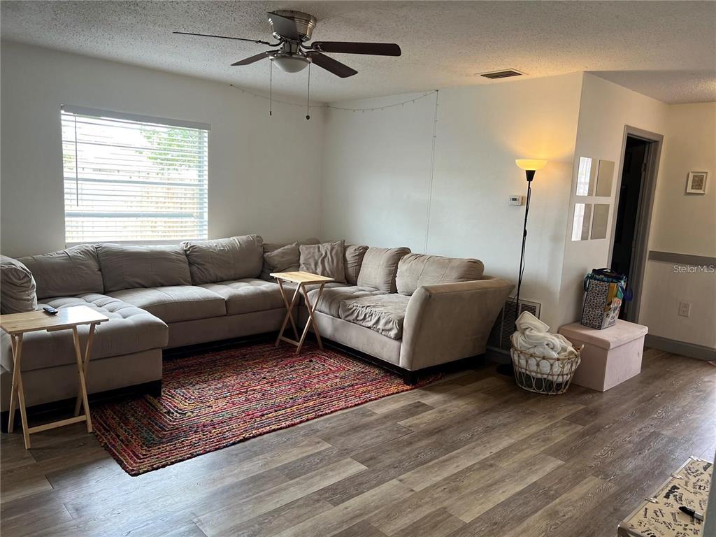 2103 West Cherry Street Tampa, FL 33607 - Photo 3 of 13