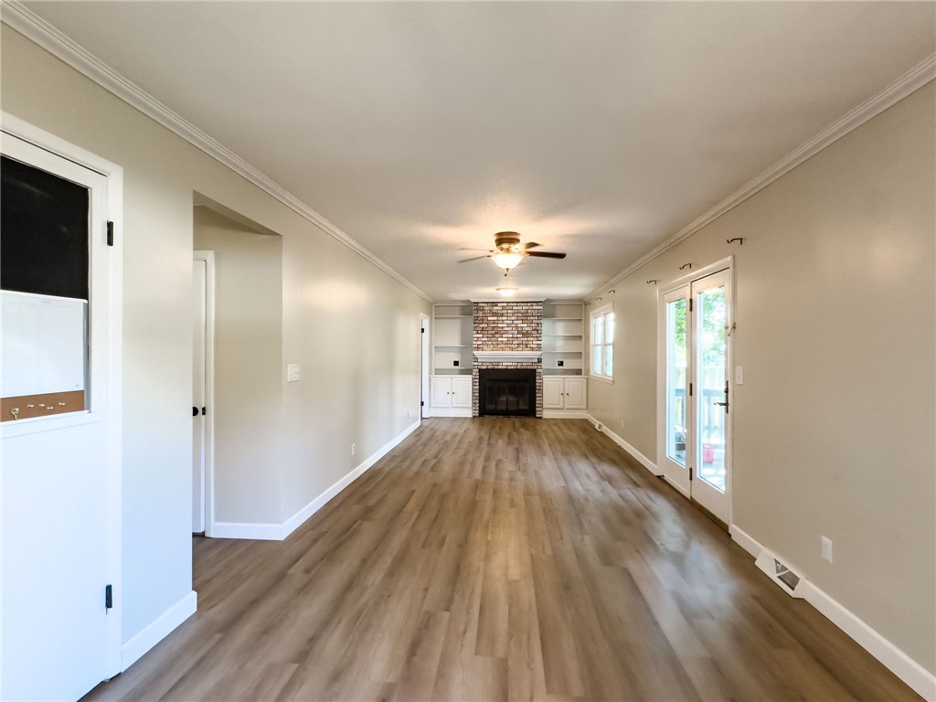 701 West Rustic Street Robinson, IL 62454 - Photo 3 of 36