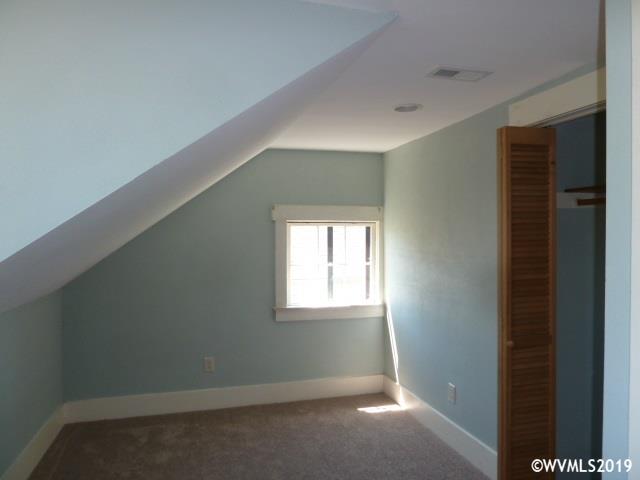 409 Southwest Vine Street Albany, OR 97321 - Photo 23 of 29 Gallery Image 23