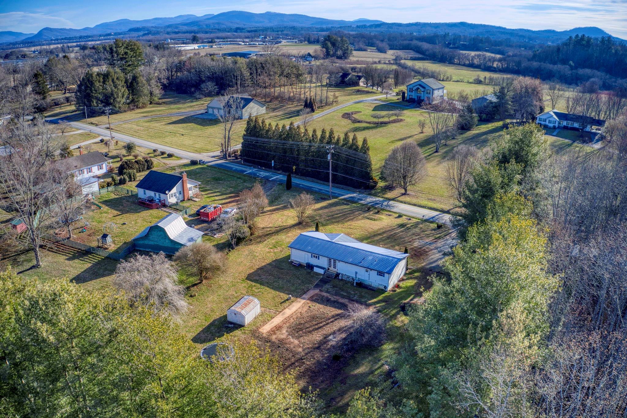 286 Banner Farm Road Mills River, NC 28759 - Photo 26 of 30 Gallery Image 26