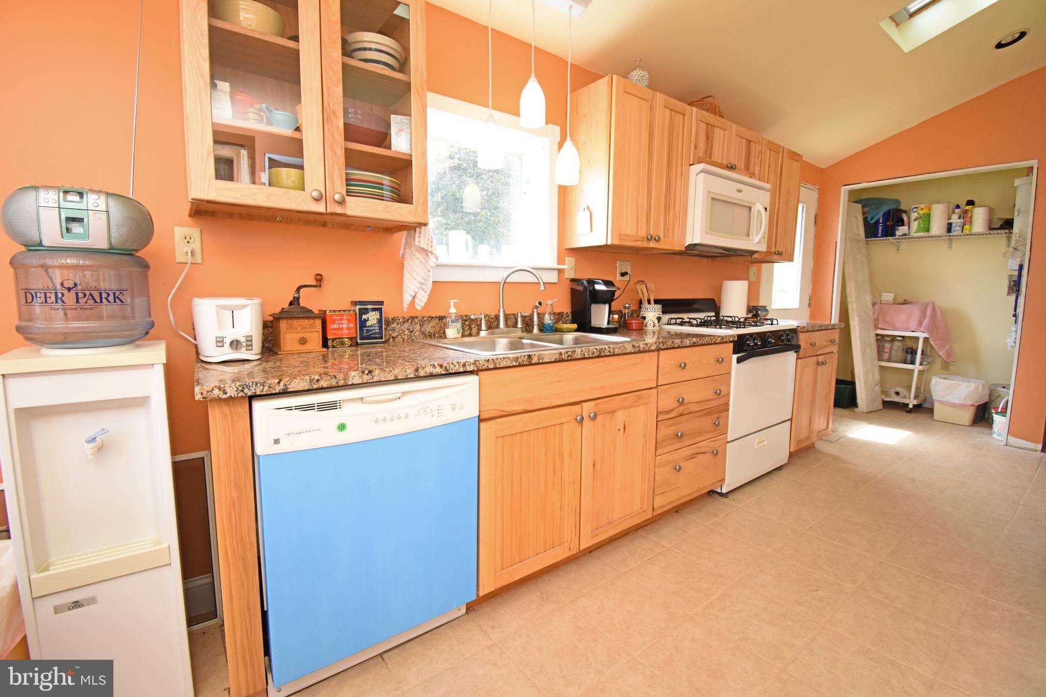 23151 Soundside Estates Road Deal Island, MD 21821 - Photo 3 of 34 Kitchen