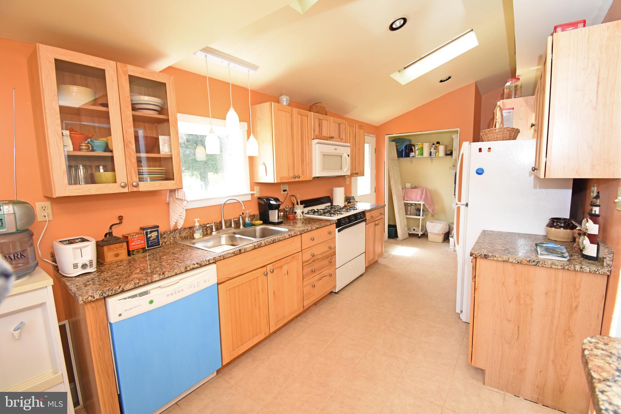23151 Soundside Estates Road Deal Island, MD 21821 - Photo 26 of 34 Kitchen