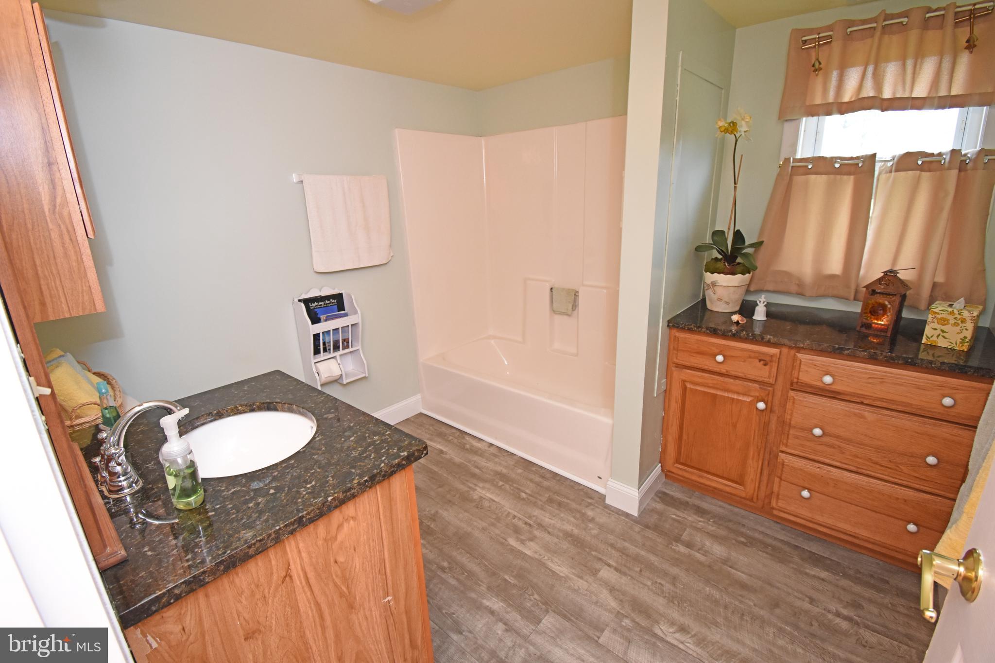 23151 Soundside Estates Road Deal Island, MD 21821 - Photo 29 of 34 Bathroom