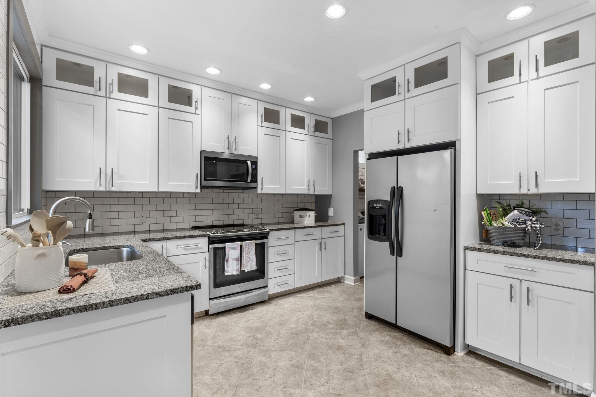9725 Dansington Court Raleigh, NC 27615 - Photo 13 of 50 Gallery Image 13