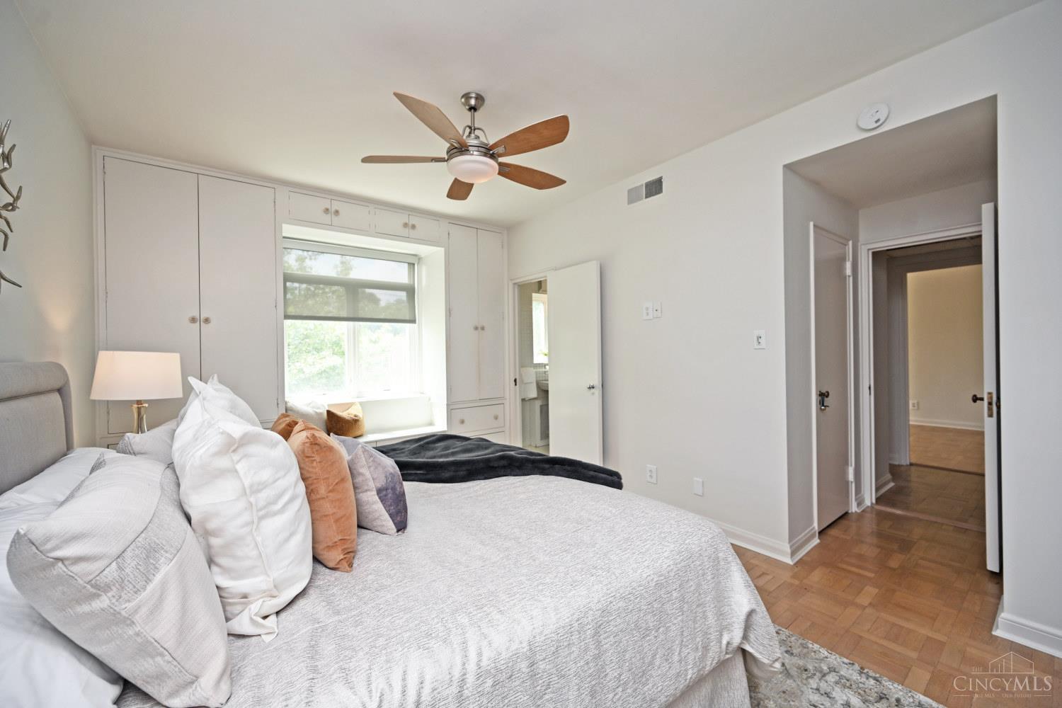 2380 Madison Road, Unit E2A Cincinnati, OH 45208 - Photo 30 of 50