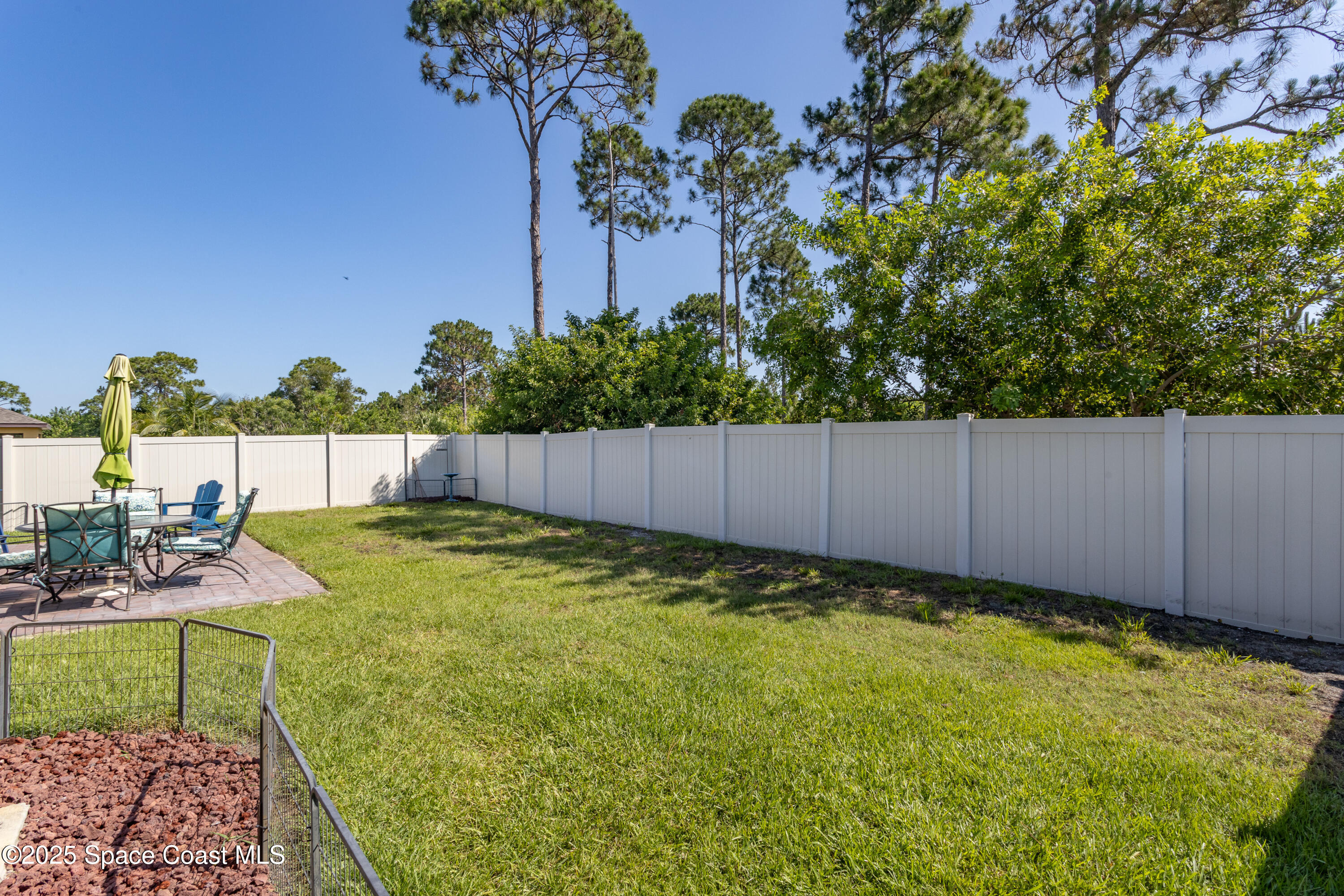 527 Old Country Rd S East Palm Bay, FL 32909 - Photo 28 of 35 28_527 Old Country Rd SE
