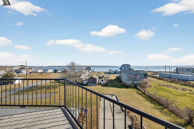 $679,900 | 871 Sconticut Neck Road, Fairhaven, MA 02719