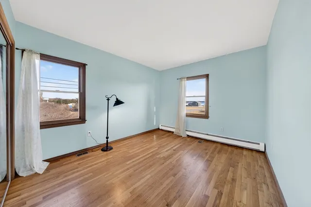 $679,900 | 871 Sconticut Neck Road, Fairhaven, MA 02719