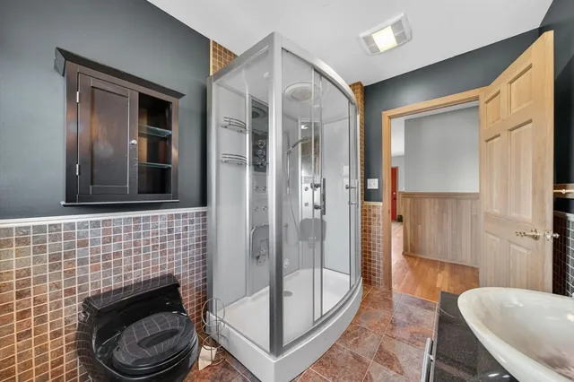 $679,900 | 871 Sconticut Neck Road, Fairhaven, MA 02719