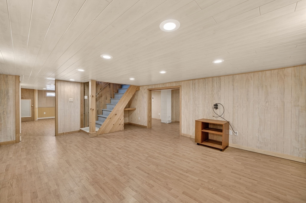 871 Sconticut Neck Road Fairhaven, MA 02719 - Photo 24 of 42 Gallery Image 24