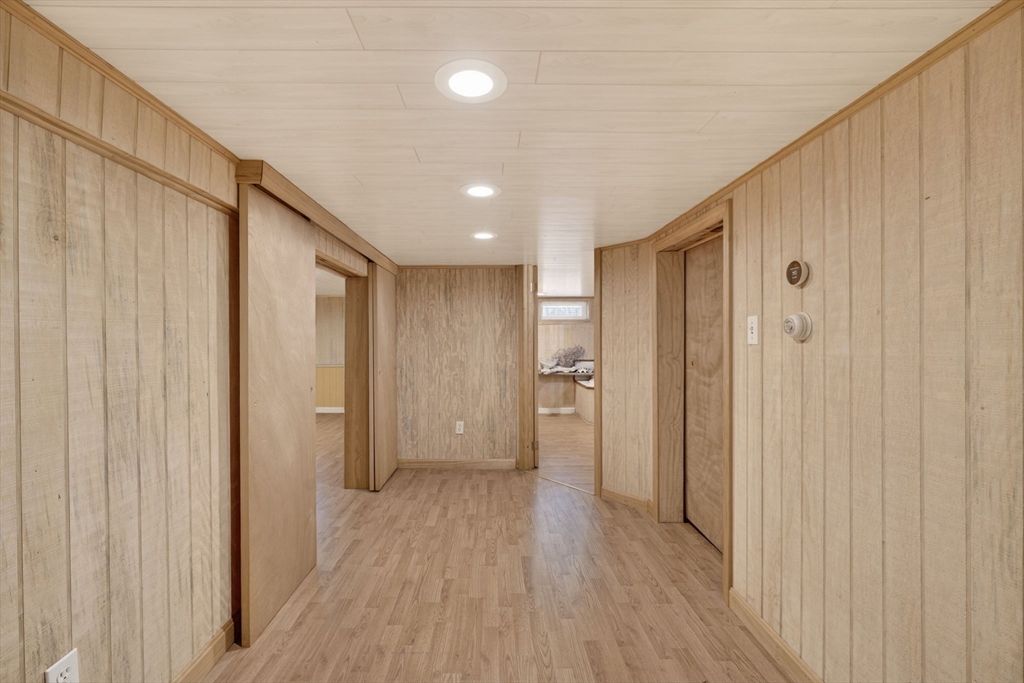 871 Sconticut Neck Road Fairhaven, MA 02719 - Photo 27 of 42 Gallery Image 27